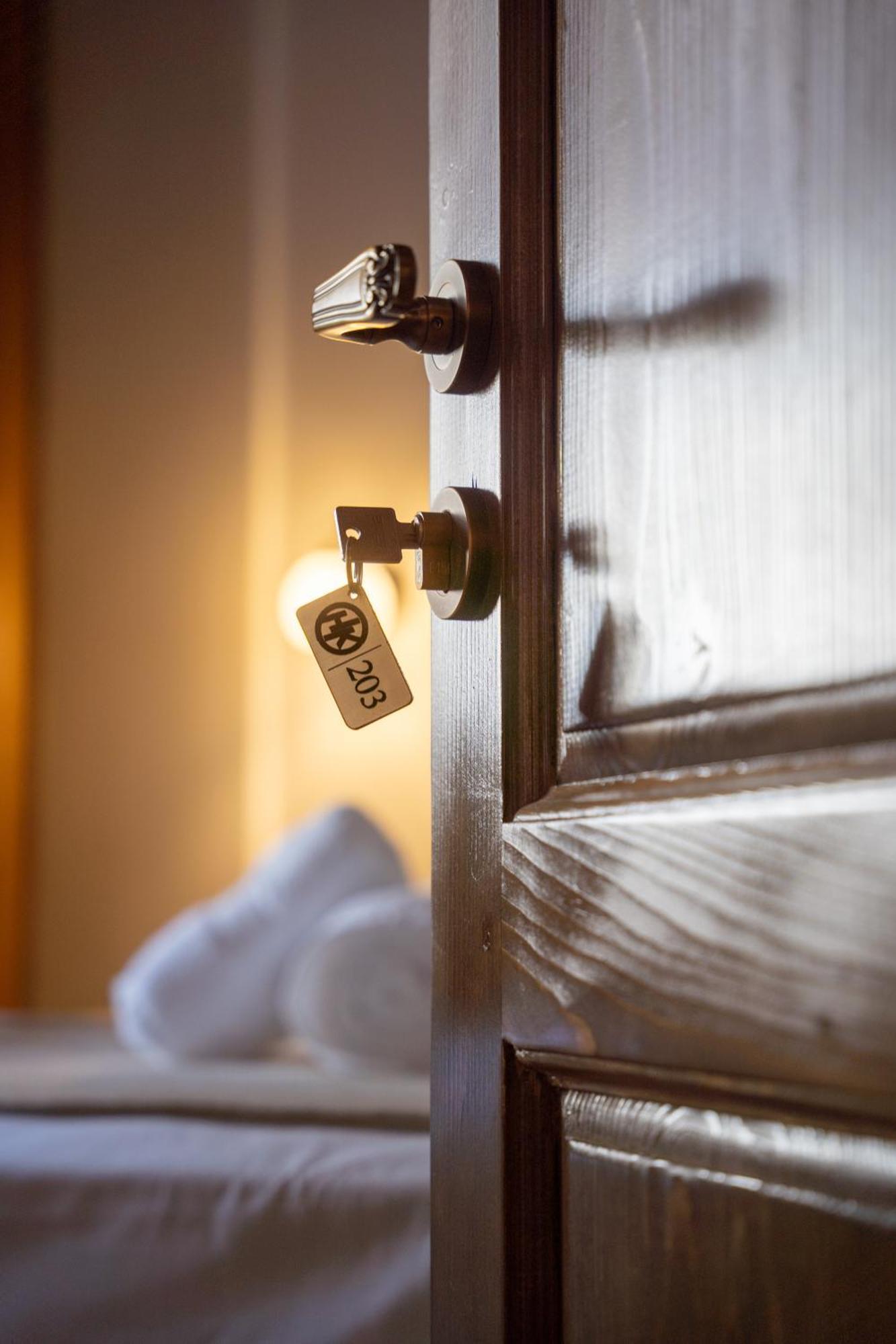 Hotel Kapllani Berat Rom bilde
