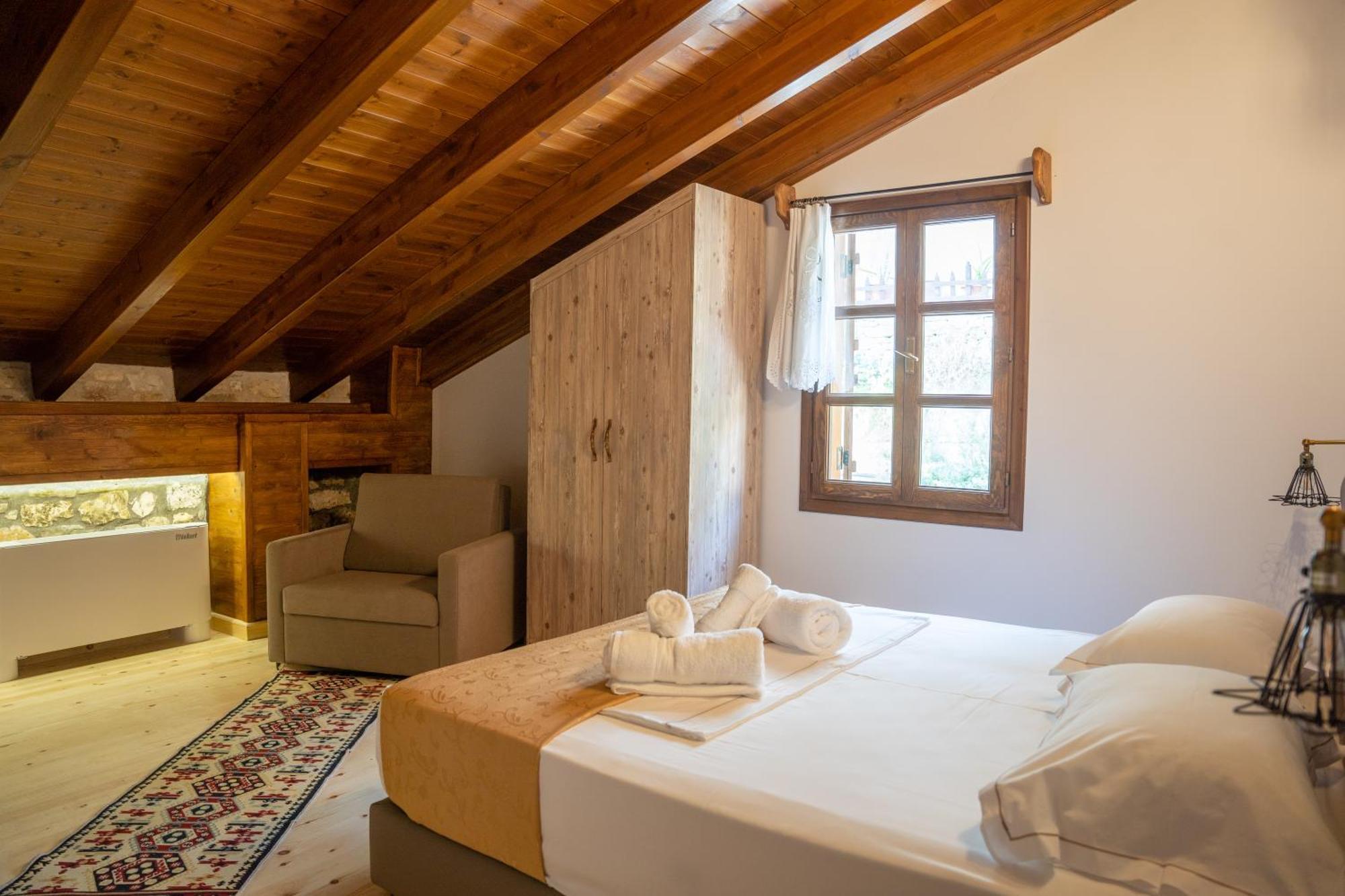 Hotel Kapllani Berat Rom bilde